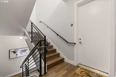 325 N Emerson St #D, Portland, OR 97217 - Photo 3