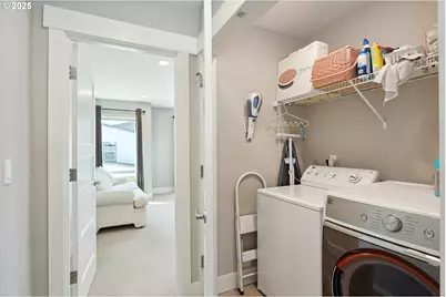 1250 29th St, Hood River, OR 97031 - Photo 27