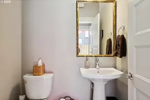 1250 29th St, Hood River, OR 97031 - Photo 17