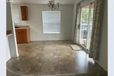 926 Fulton Ave, Coos Bay, OR 97420 - Photo 5