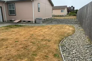 926 Fulton Ave, Coos Bay, OR 97420 - Photo 25