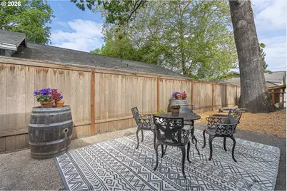 209 E North St, Newberg, OR 97132 - Photo 25