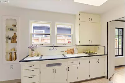 4225 NE Davis St, Portland, OR 97213 - Photo 27