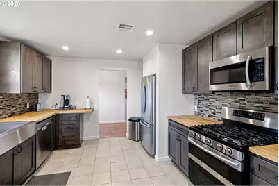 1409 Clark Ave, Cottage Grove, OR 97424 - Photo 17