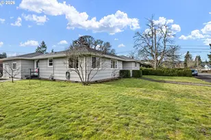 1409 Clark Ave, Cottage Grove, OR 97424 - Photo 3