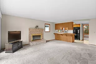 1806 NE 150th Ave, Portland, OR 97230 - Photo 3