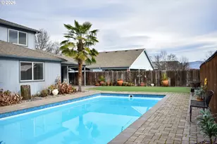 1723 Westwood Dr, Medford, OR 97501 - Photo 7