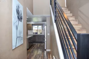 1723 Westwood Dr, Medford, OR 97501 - Photo 5