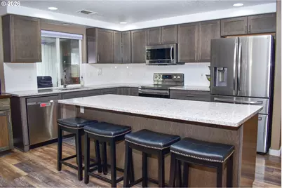 1723 Westwood Dr, Medford, OR 97501 - Photo 23