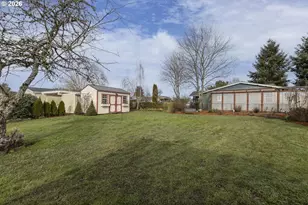 655 NE Burnett Rd, McMinnville, OR 97128 - Photo 33