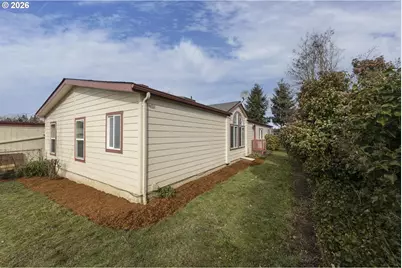 655 NE Burnett Rd #9, McMinnville, OR 97128 - Photo 27