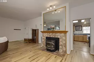 655 NE Burnett Rd, McMinnville, OR 97128 - Photo 11