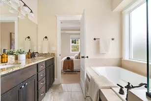 7936 N Wayland Ave, Portland, OR 97203 - Photo 31