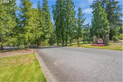 7028 SE Hogan Rd, Gresham, OR 97080 - Photo 35