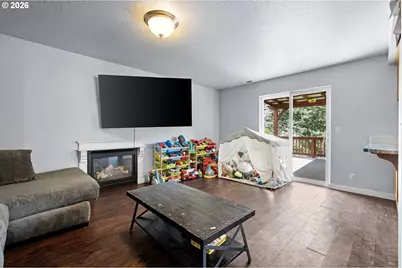 885 Kristen Way, Cottage Grove, OR 97424 - Photo 15