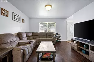 885 Kristen Way, Cottage Grove, OR 97424 - Photo 7