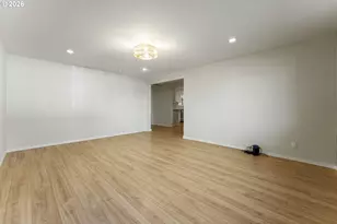 1550 Tierra Lynn Dr, Woodburn, OR 97071 - Photo 5