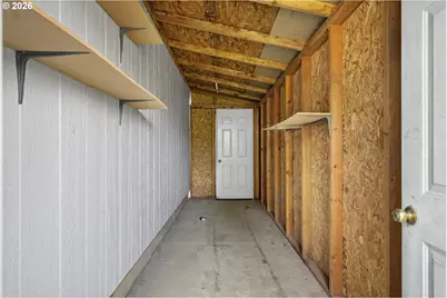 25133 Allure Ave, Veneta, OR 97487 - Photo 39