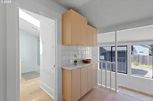 4727 NE 33rd Ave, Portland, OR 97211 - Photo 9