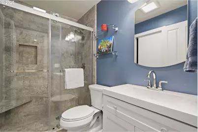 6275 Clubhouse Cir, West Linn, OR 97068 - Photo 33