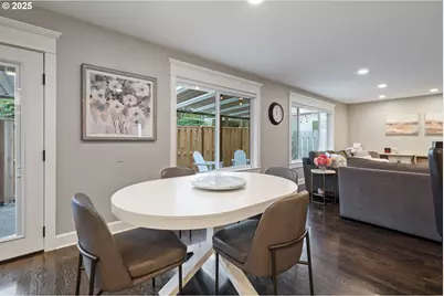 6275 Clubhouse Cir, West Linn, OR 97068 - Photo 11