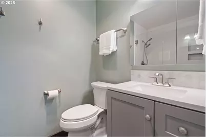 6275 Clubhouse Cir, West Linn, OR 97068 - Photo 29