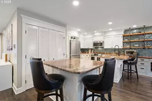 6275 Clubhouse Cir, West Linn, OR 97068 - Photo 15