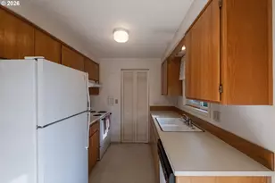 3724 Alladin Way, Eugene, OR 97404 - Photo 11