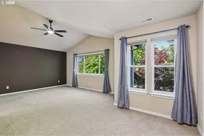 2137 N Legacy Dr, Newberg, OR 97132 - Photo 23