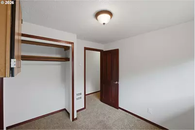 955 State St, North Bend, OR 97459 - Photo 15