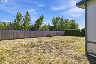 310 Pitney Ln, Junction City, OR 97448 - Photo 25