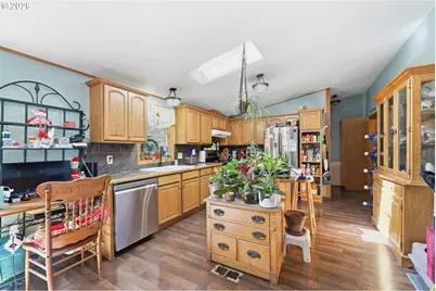 310 Pitney Ln #98, Junction City, OR 97448 - Photo 9