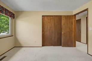 3550 SW 2nd St, Gresham, OR 97030 - Photo 27