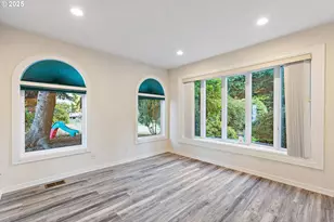 9101 NE Cliff St, Portland, OR 97220 - Photo 19