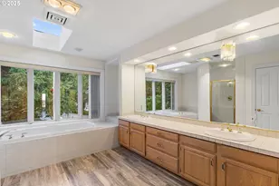 9101 NE Cliff St, Portland, OR 97220 - Photo 23