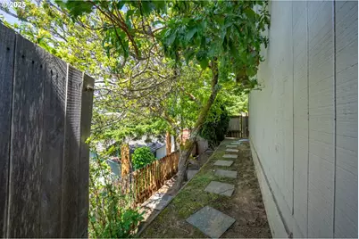 3840 Vista Dr, North Bend, OR 97459 - Photo 19