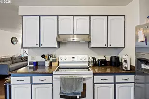 2133 NW Watters St, Roseburg, OR 97471 - Photo 9