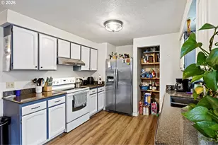 2133 NW Watters St, Roseburg, OR 97471 - Photo 7