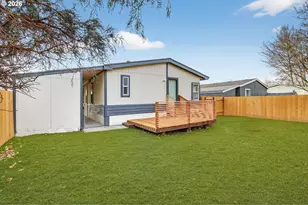 1949 SE Palmquist Rd, Gresham, OR 97080 - Photo 21