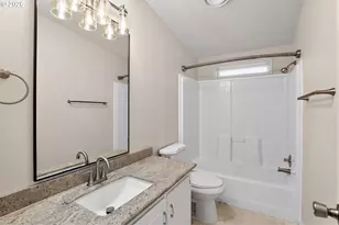 1949 SE Palmquist Rd, Gresham, OR 97080 - Photo 17