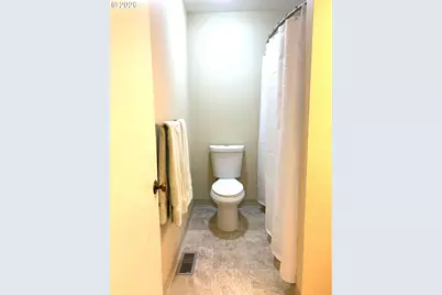 1661 NW Lakeway Ln, Beaverton, OR 97006 - Photo 33