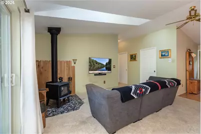 10265 Ridge View Ter, Birkenfeld, OR 97016 - Photo 3