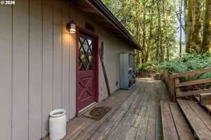 10265 Ridgeview Ter, Birkenfeld, OR 97016 - Photo 19