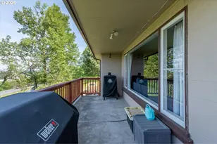 201 Carroll Rd, Kelso, WA 98626 - Photo 33