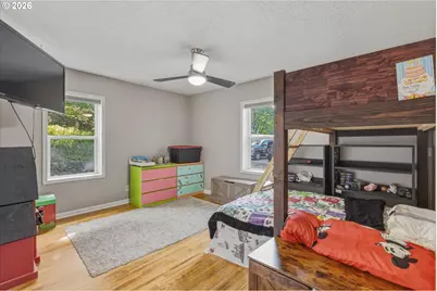 201 Carroll Rd, Kelso, WA 98626 - Photo 17