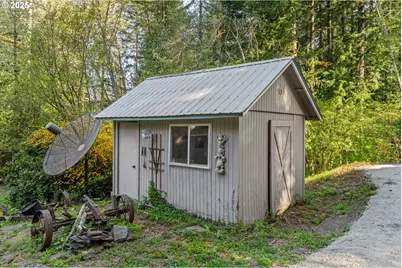 39402 NE 211th Ave, Amboy, WA 98601 - Photo 29