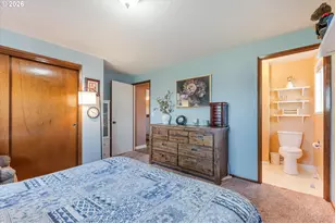 2093 W Hayes St, Woodburn, OR 97071 - Photo 29