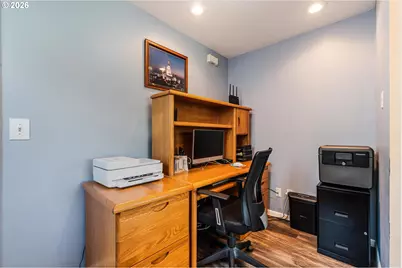 2093 W Hayes St, Woodburn, OR 97071 - Photo 25