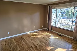 6375 SW Dawn St, Lake Oswego, OR 97035 - Photo 9