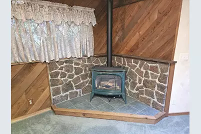 6375 SW Dawn St, Lake Oswego, OR 97035 - Photo 5